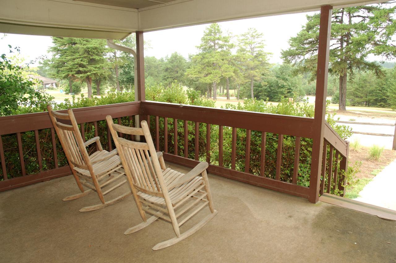 Carolina Landing Camping Resort Deluxe Cabin 4 Fair Play Екстер'єр фото